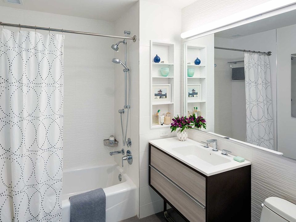 1st image of 10 City Pt APT 34F