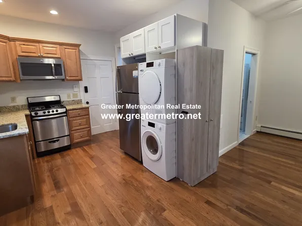 152 Salem St, Boston, MA