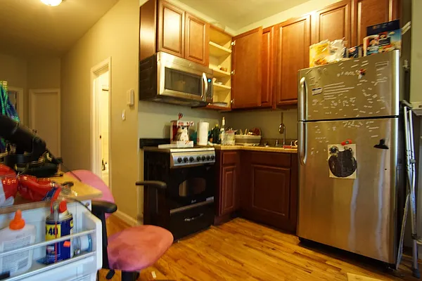 Rented by Lofts and Flats LLC | media 19