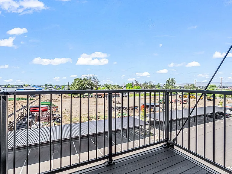 Asher Apartments - LIMITED-TIME OFFER 8 WEEKS FREE! — Photo 43
