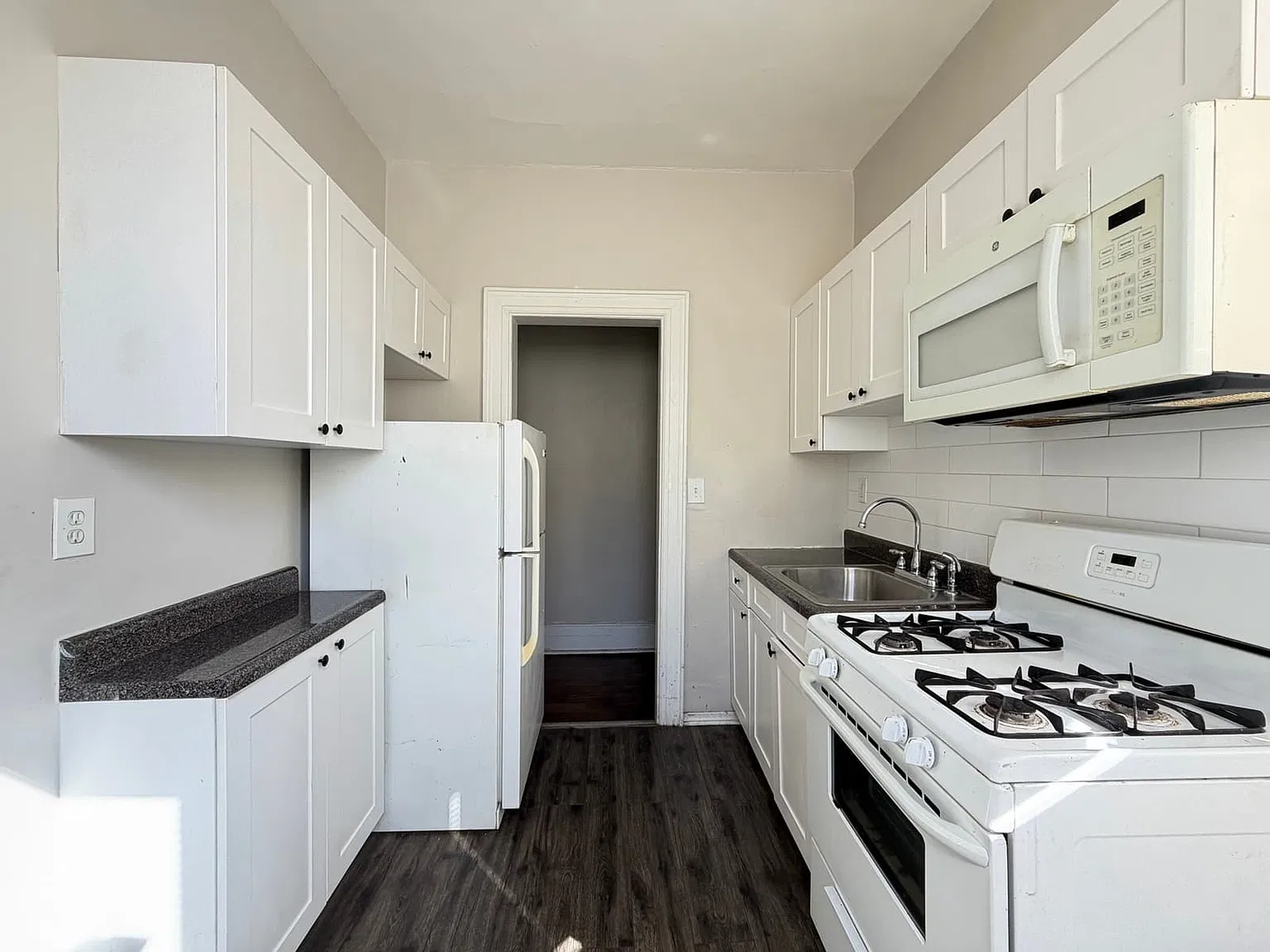 268 Palisade Ave — Photo 1