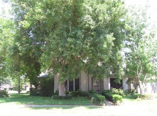 2701 Hot Springs Dr, Pearland, TX 77584