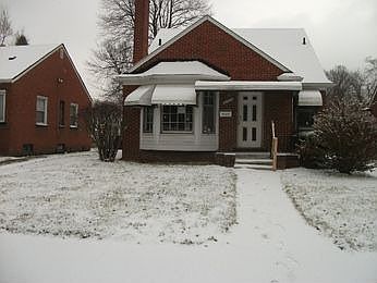 1st image of 15448 Plainview Ave