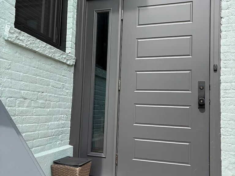 80 Ray St — Photo 7
