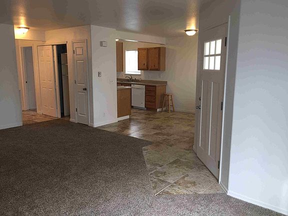 Tiled Hallway & Bathroom