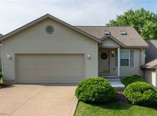 1102 Pittsburg Ave NW, North Canton, OH 44720