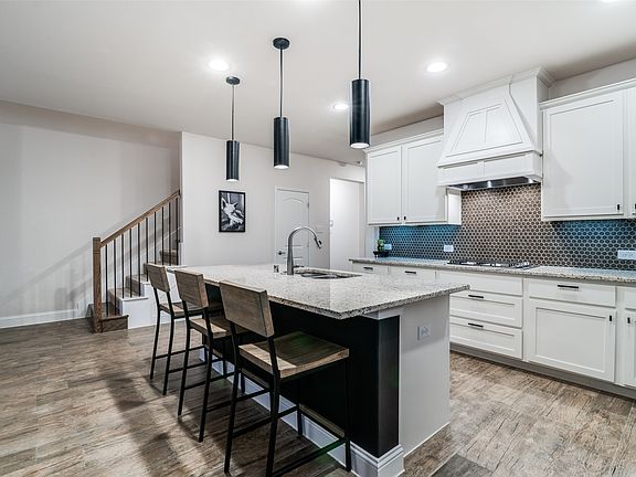 5th image of 834 Mildren Ln
