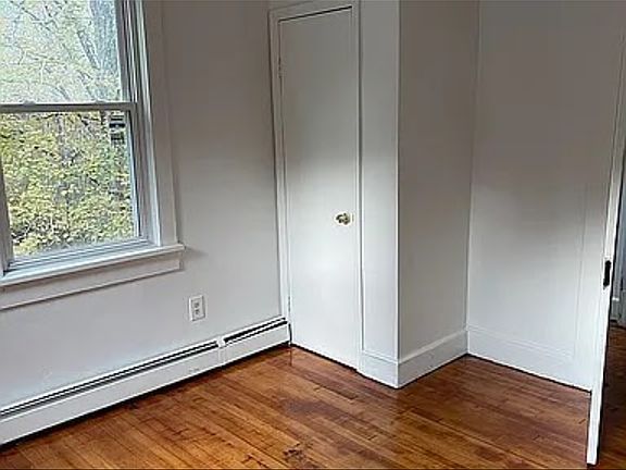 3rd image of 380 Mountaindale Rd #2