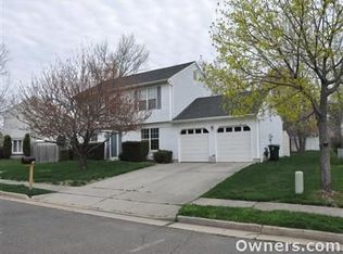 14 Boxwood Cir, Edison, NJ 08820