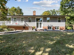 9402 Pleasant Dr, Tecumseh, MI