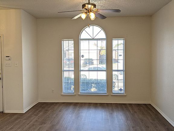 5th image of 7216 Park Creek Cir W