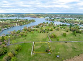105 Hook Ct, Gallatin, MO 64640