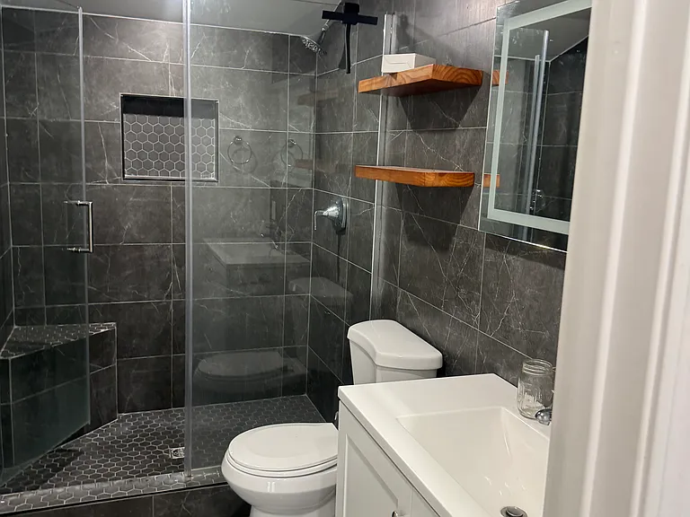 1336 Alder Pl #B — Photo 6