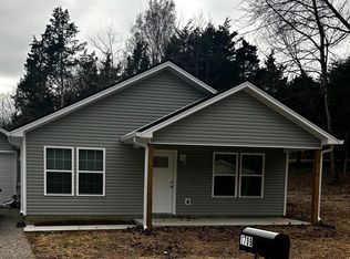 1709 Hylander Dr, North Vernon, IN 47265