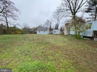 212 W Landing Rd, Mantua, NJ 08051