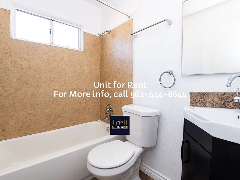 11750 Downey Ave — Photo 10