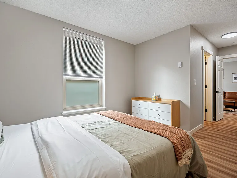 Belcourt Apartments — Photo 7