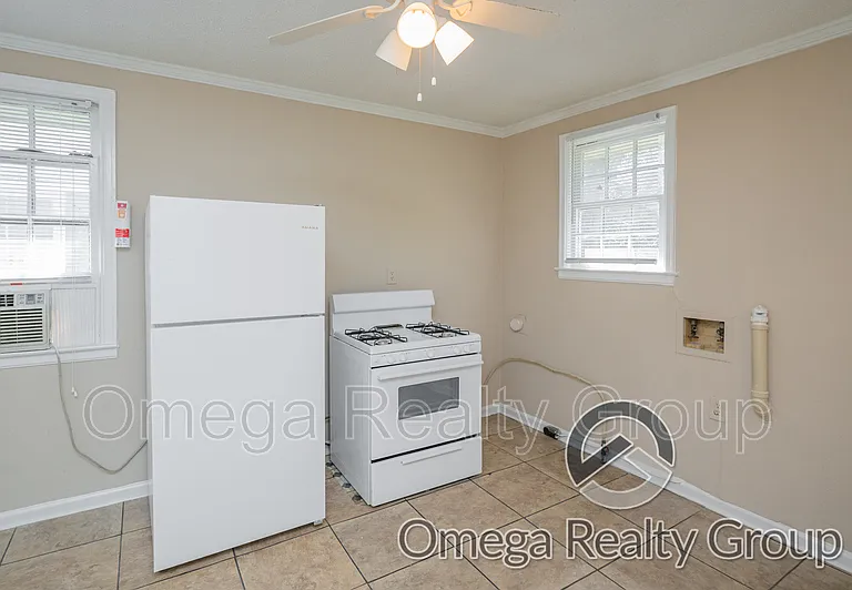 1020 Pershing St #D — Photo 14
