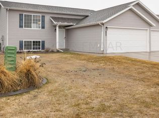 6192 18th St S, Fargo, ND 58104