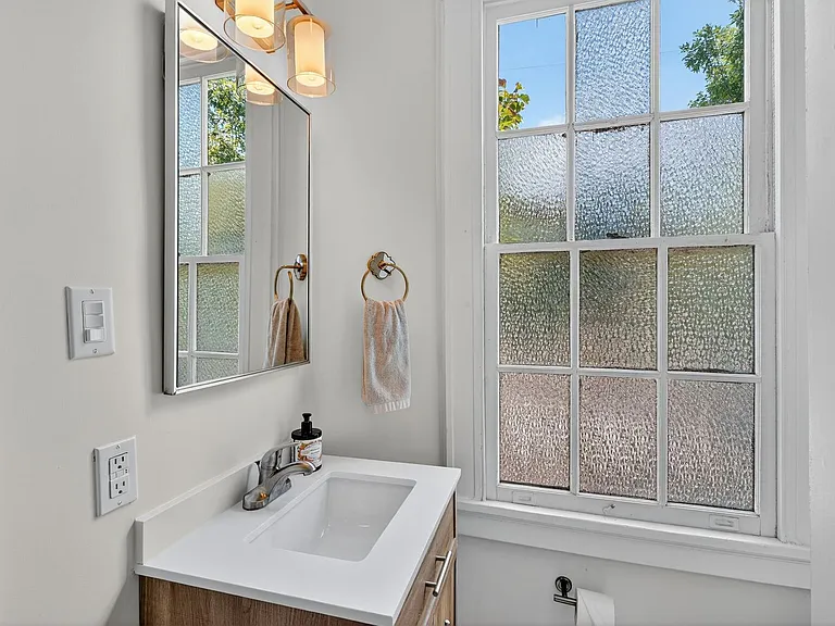 1607 Sauvage St #1607 — Photo 5