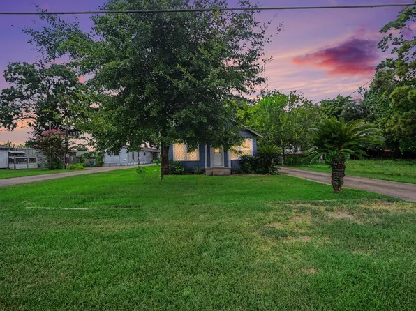 4810 Holly Ave, Pasadena, TX 77503