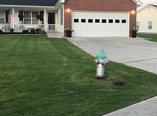 67 Yellow Brick Rd, Rossville, GA 30741