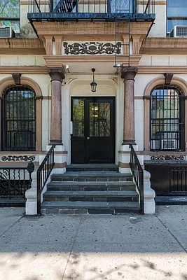 Rented by Sky Management | media 38