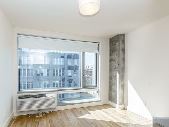 5th image of 53 Broadway #K303