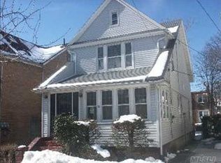 4364 157th St, Flushing, NY 11355