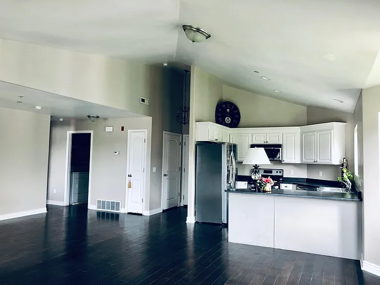 104 E Resaca Dr E #11 — Photo 16