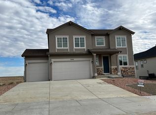 3406 Bella Luna Dr, Pueblo, CO 81001