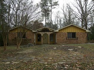 2211 Brendon Ct, Dunwoody, GA 30338