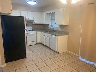 111 Saluria Pl — Photo 6