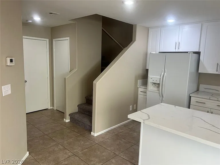 168 Gilliflower Ave — Photo 7