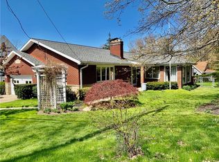 4647 Dorchester Dr, Erie, PA 16509