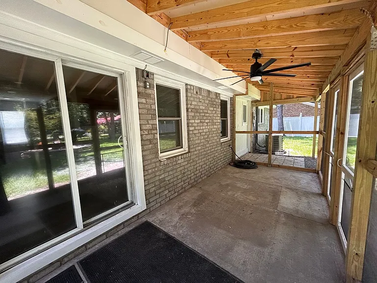 401 Bluebell Ave — Photo 4