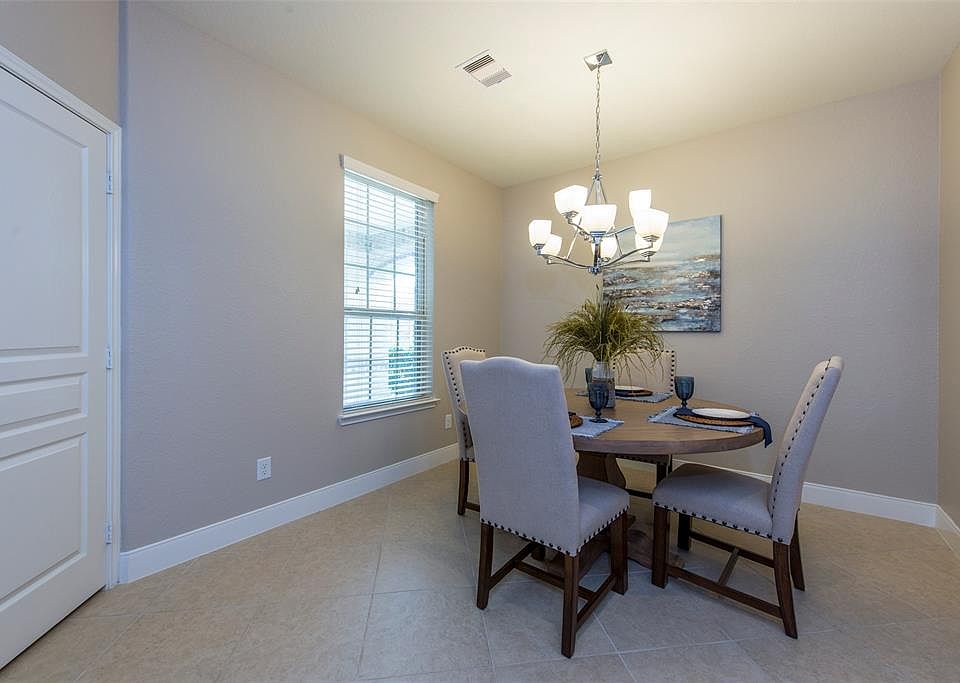 1st image of 712 Saturnia Ln
