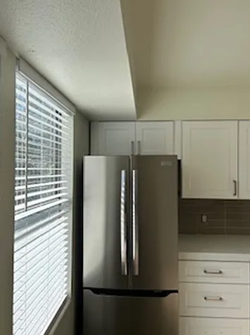 3 bed, 1774 sqft, $2,900 — Photo 2