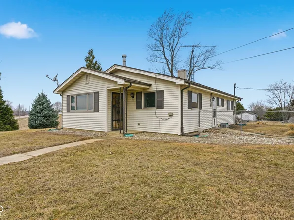 1742 S County Road 525 E, Fillmore, IN 46128