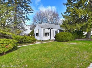 17135 Beech Daly Rd, Redford, MI 48240