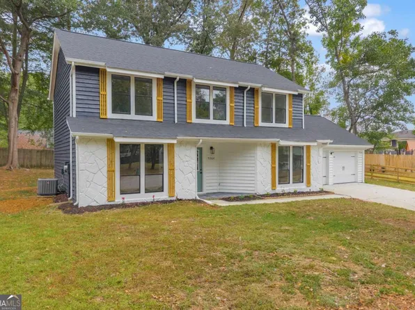 5364 Kelleys Creek Dr, Stone Mountain, GA 30088