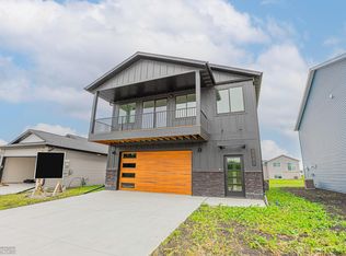 6582 68th St S, Horace, ND