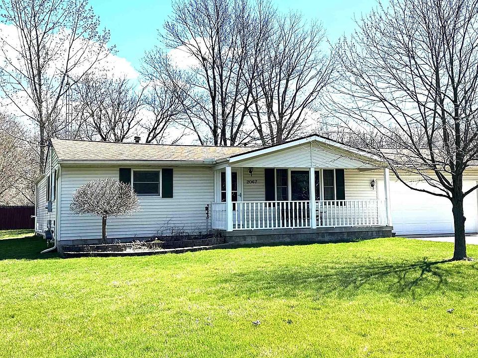 1st image of 2067 Hillsdale Dr