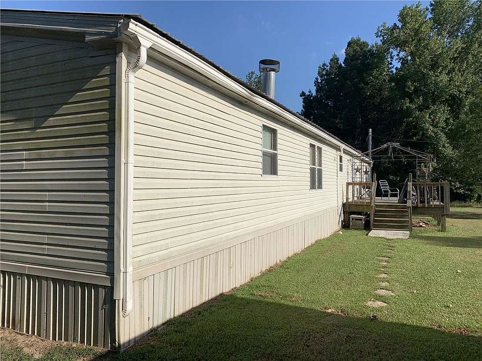2nd image of 265 Hayden Loop