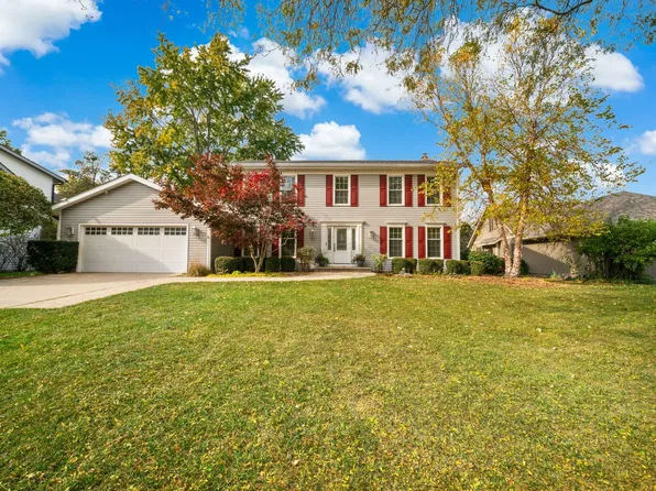 826 Furlong Dr, Libertyville, IL 60048