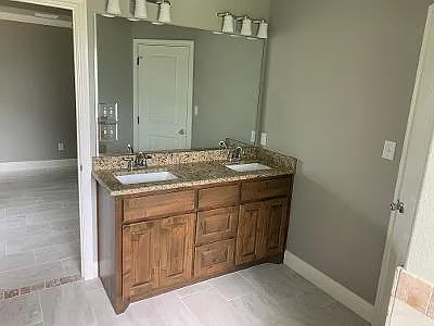 2506 Christine Dr — Photo 10