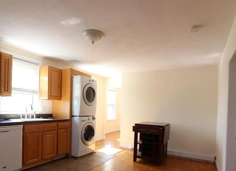 235 Parsons St #3 — Photo 17