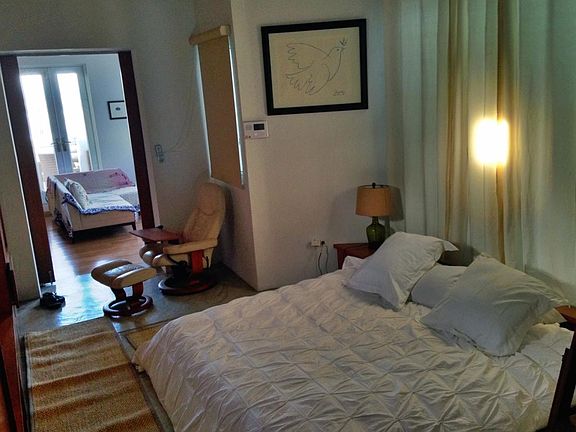 King sized bed