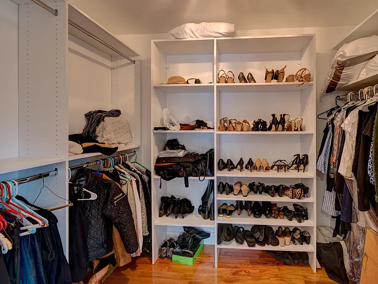 10490 Frontenac Woods Ln — Photo 31