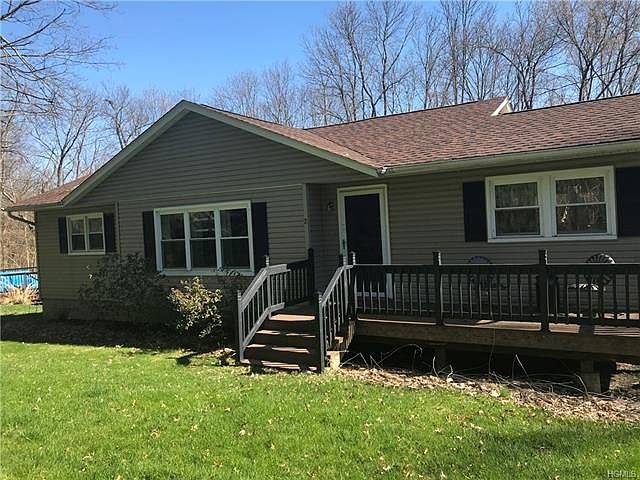 1st image of 2 Terrace Ln